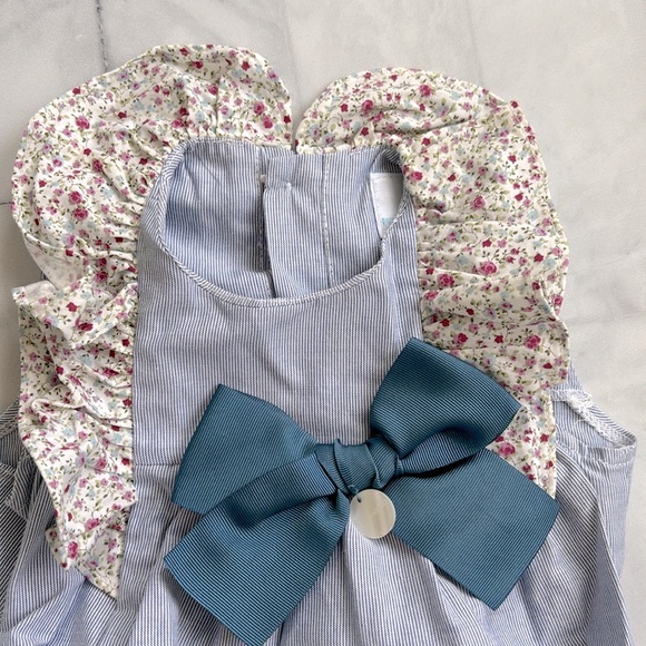 Paloma de la O Baby Girl’s Shortie with Floral Ruffles and Bow - Picture 2 of 10